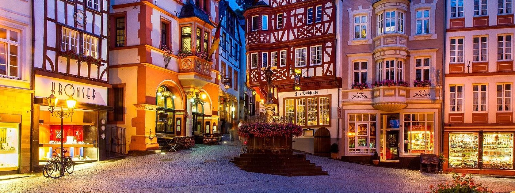 Marktplatz im Abendlicht