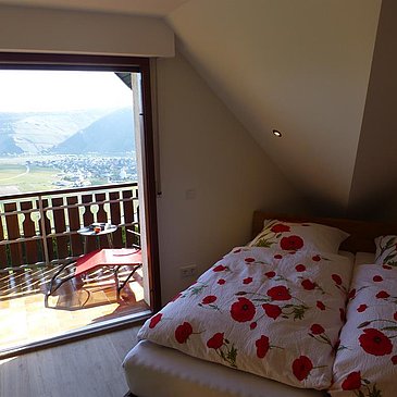 Schlafzimmer 1