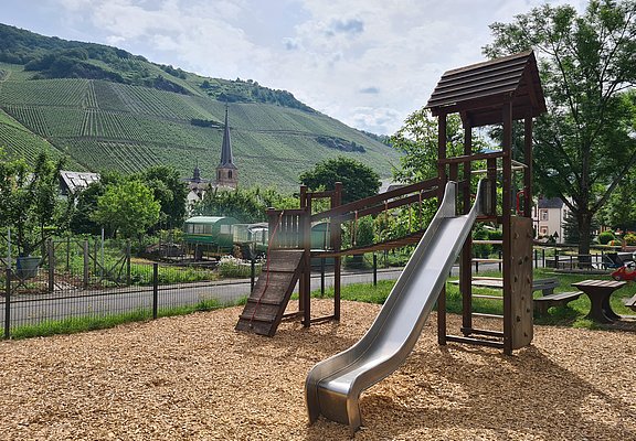 Spielplatz Rutsche