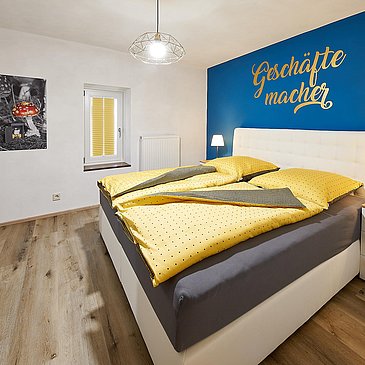 Ferienhaus_Moselherberge_Zimmer_Geschaeftemacher_4