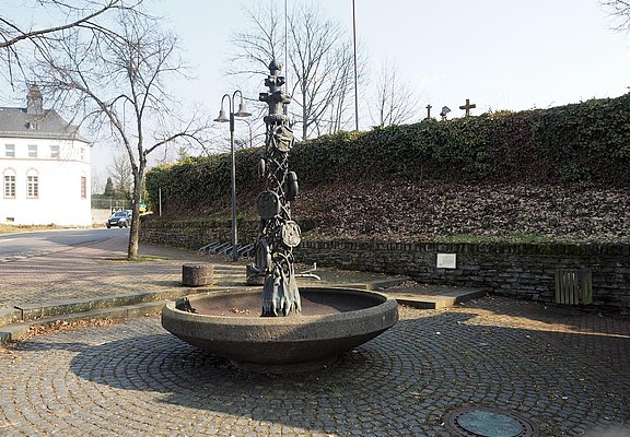 Marienbrunnen in Klausen