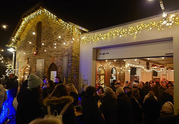 Afterwork-Wein-Nachtsparty