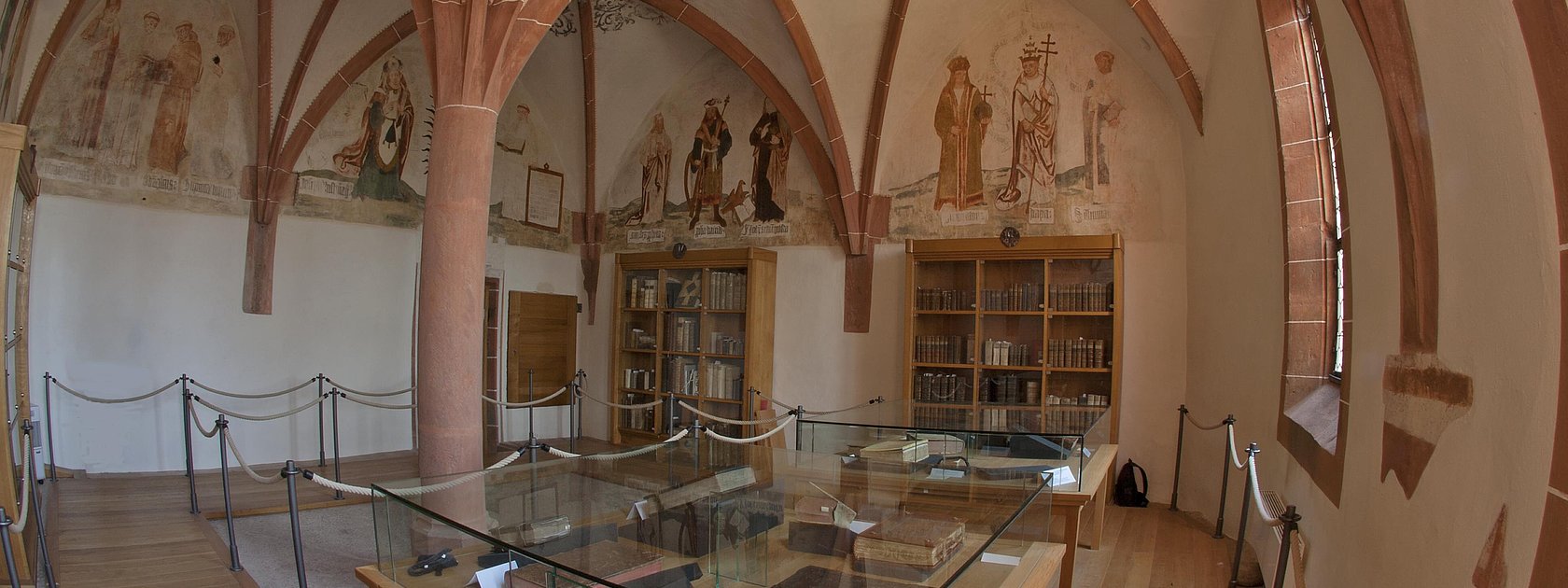 Klosterbibliothek in Klausen
