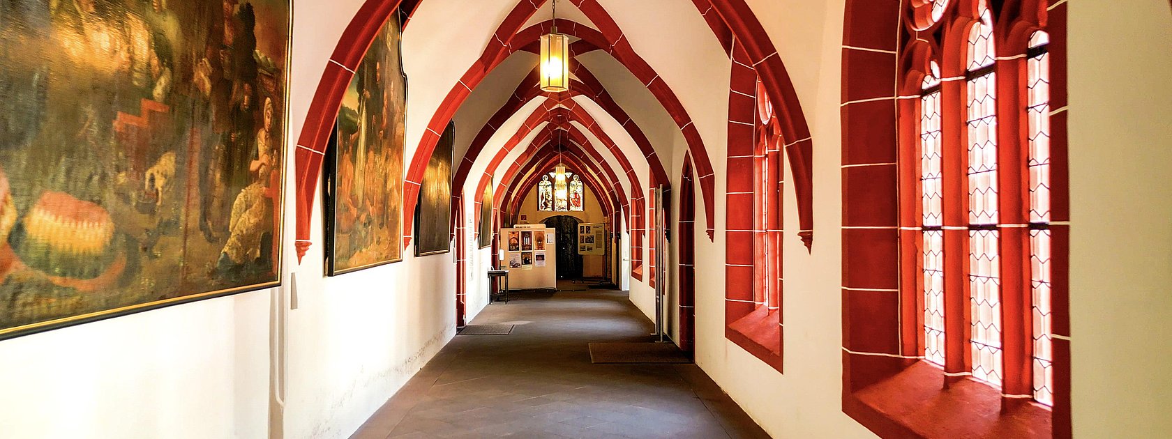 Kreuzgang Cusanusstift
