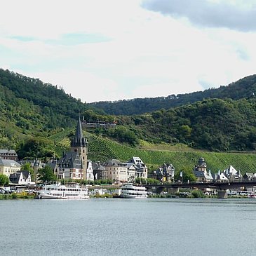 Bernkastel von der Mosel