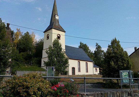 Evangeliche Kirche in Burgen