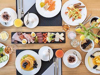 Frühstück im DEINHARD´s genießen