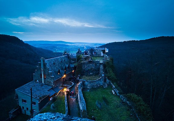 Schloss Veldenz am Abend