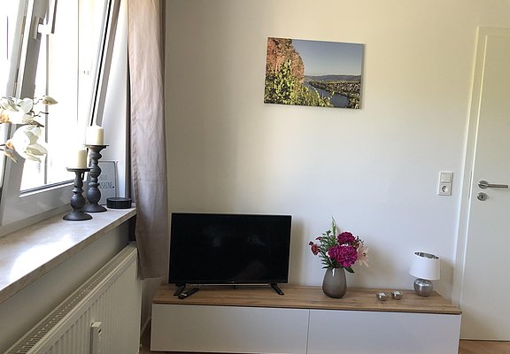 2Wohnzimmer-Bild2