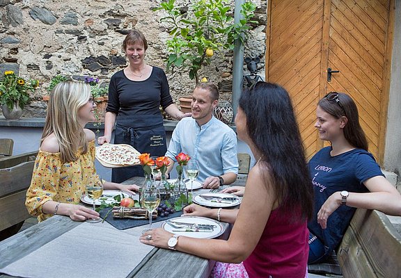 Weinprobe im Weingut Brunnenhof