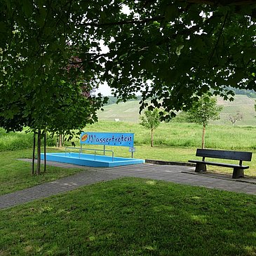 Wassertetbecken in Siebenborn